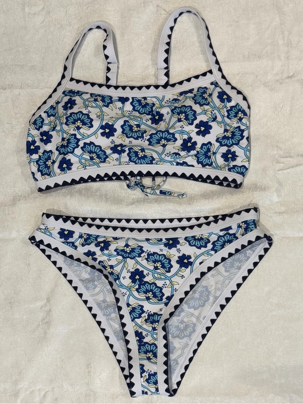 Blue White Floral Bikini Size M Two Piece High Leg Swimsuit Boho Coastal Beach